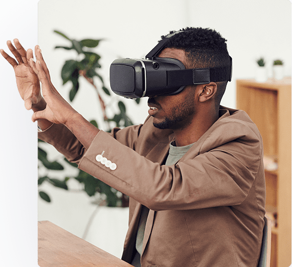 Teacher using virtual reality in the classroom